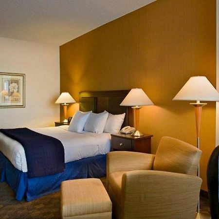 Doubletree Dayton-Downtown Hotel Szoba fotó
