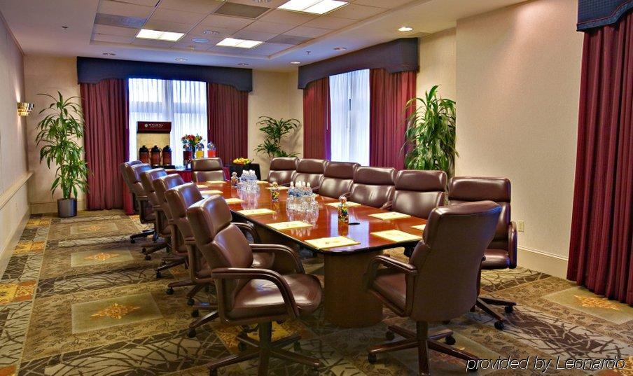 Doubletree Dayton-Downtown Hotel Létesítmények fotó